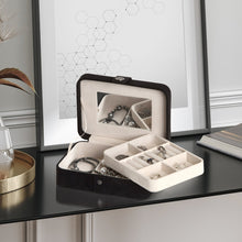 Load image into Gallery viewer, Giana