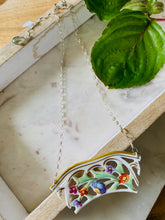 Load image into Gallery viewer, Vintage China Necklace