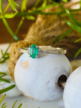 Load image into Gallery viewer, Emerald and Diamond Ring