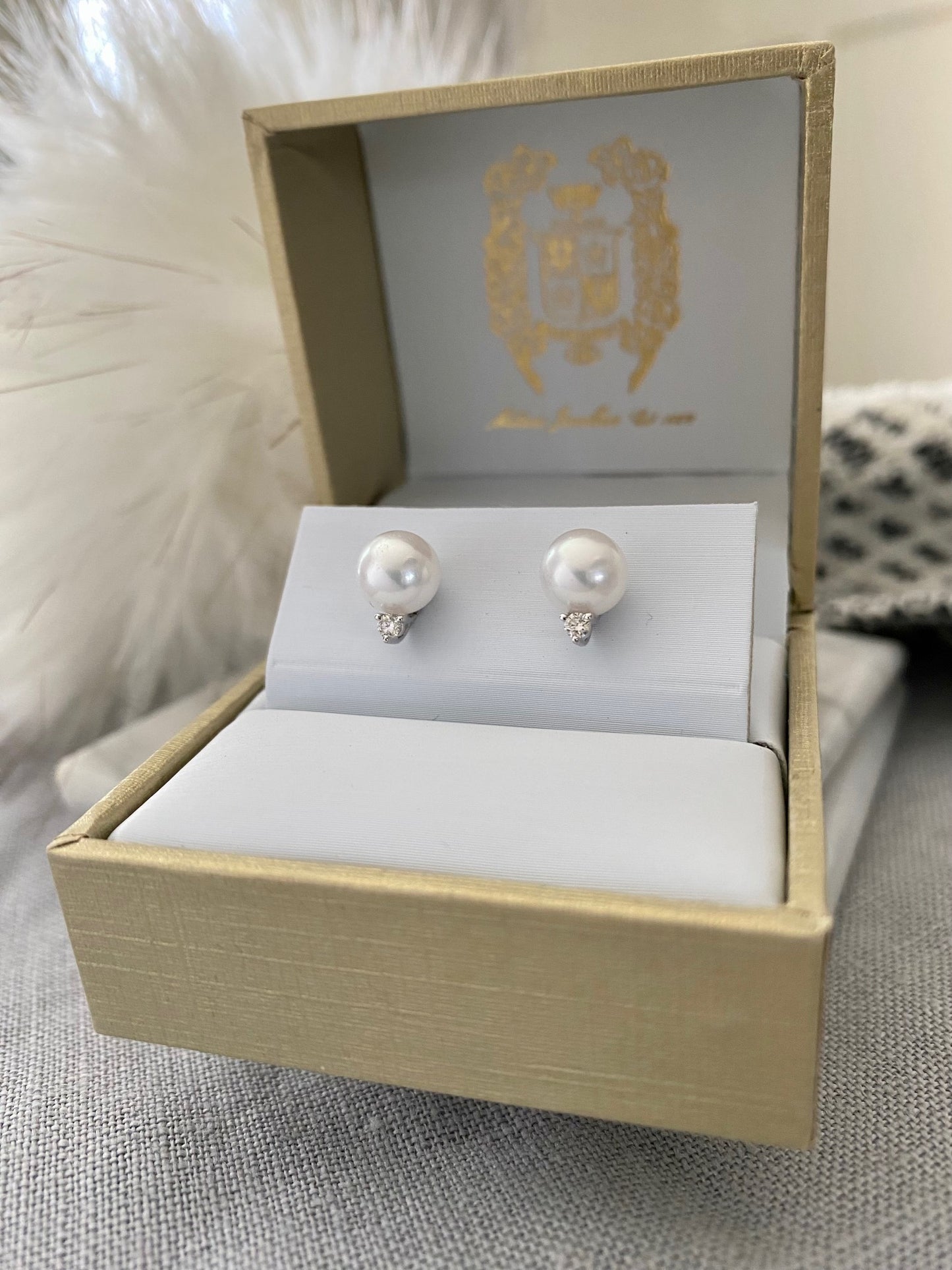 Pearl Pendant and Earring Set