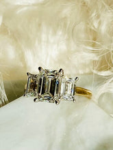Load image into Gallery viewer, Lab Grown Diamond Ring