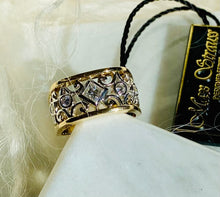 Load image into Gallery viewer, Two-tone Gold and Diamond Band