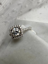 Load image into Gallery viewer, Engagement Ring