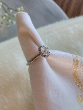 Load image into Gallery viewer, Engagement Ring