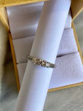 Load image into Gallery viewer, Engagement Ring