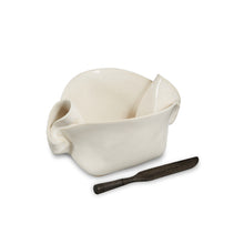 Load image into Gallery viewer, Hilborn Pottery - Pinch Pot