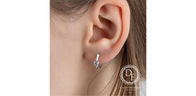 Load image into Gallery viewer, Lab Grown Diamond Earrings
