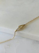 Load image into Gallery viewer, Interlocking Loops Diamond Bracelet
