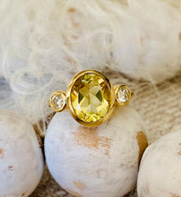 Load image into Gallery viewer, Citrus Quartz and Diamond Ring
