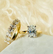 Load image into Gallery viewer, Lab Grown Diamond Band
