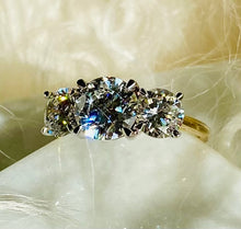 Load image into Gallery viewer, Lab Grown Diamond Three-stone Ring

